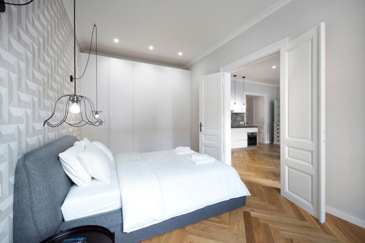 Fine Two Bedroom Trdinova Apartment Ljubljana Buitenkant foto