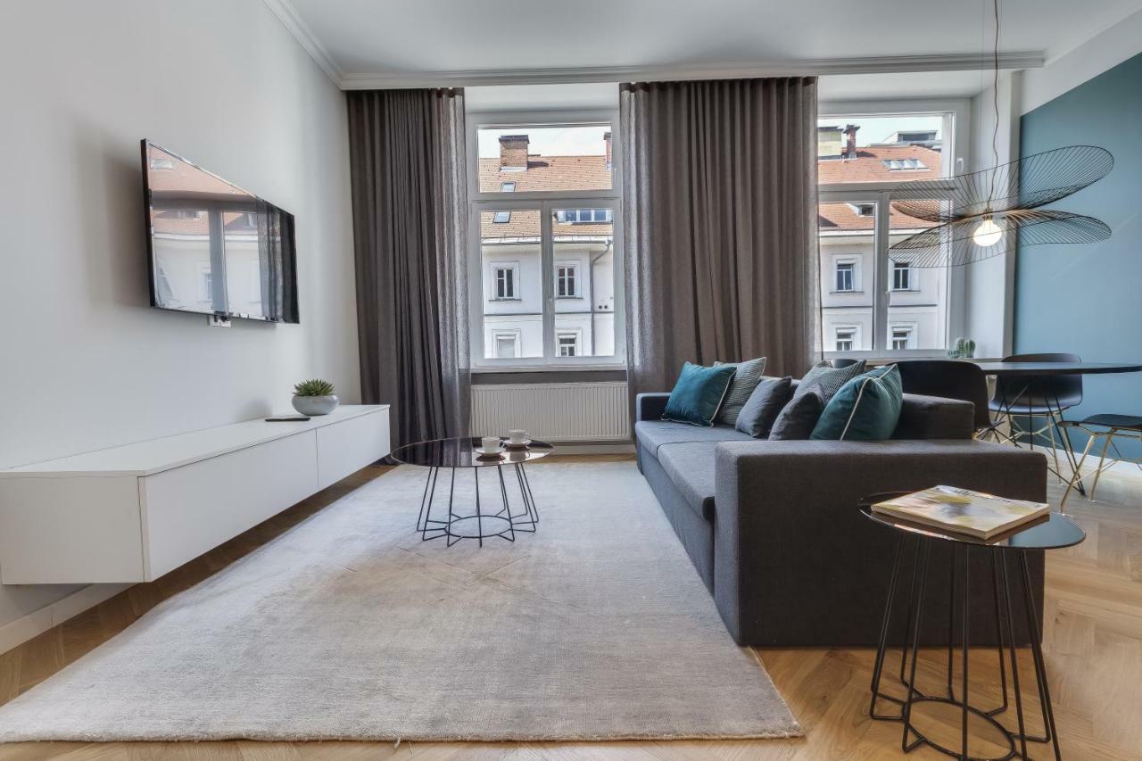 Fine Two Bedroom Trdinova Apartment Ljubljana Buitenkant foto